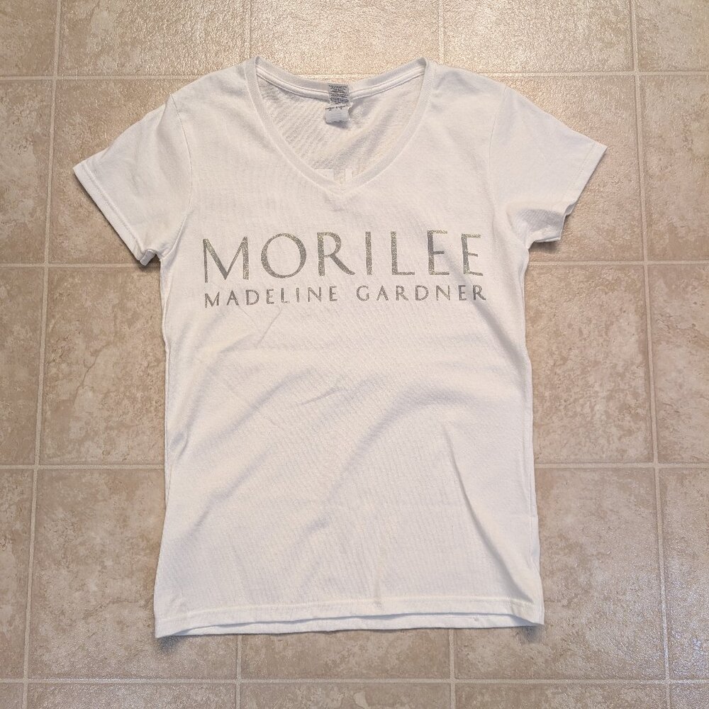 Morilee Madeline Gardner / Bridal White Tshirt V neck